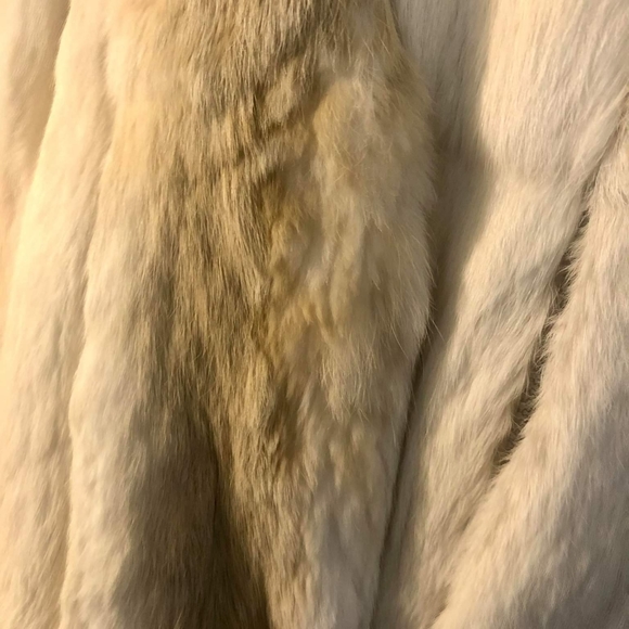 Real Rabbit Fur Coat - Picture 3 of 6